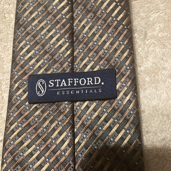 Men’s Classic Print Necktie - Picture 4 of 4